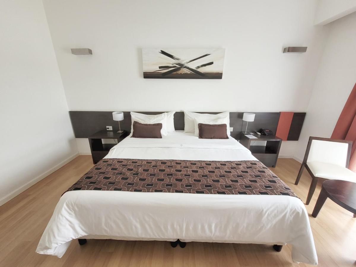 Amerian Villa Maria Park Hotel ภายนอก รูปภาพ
