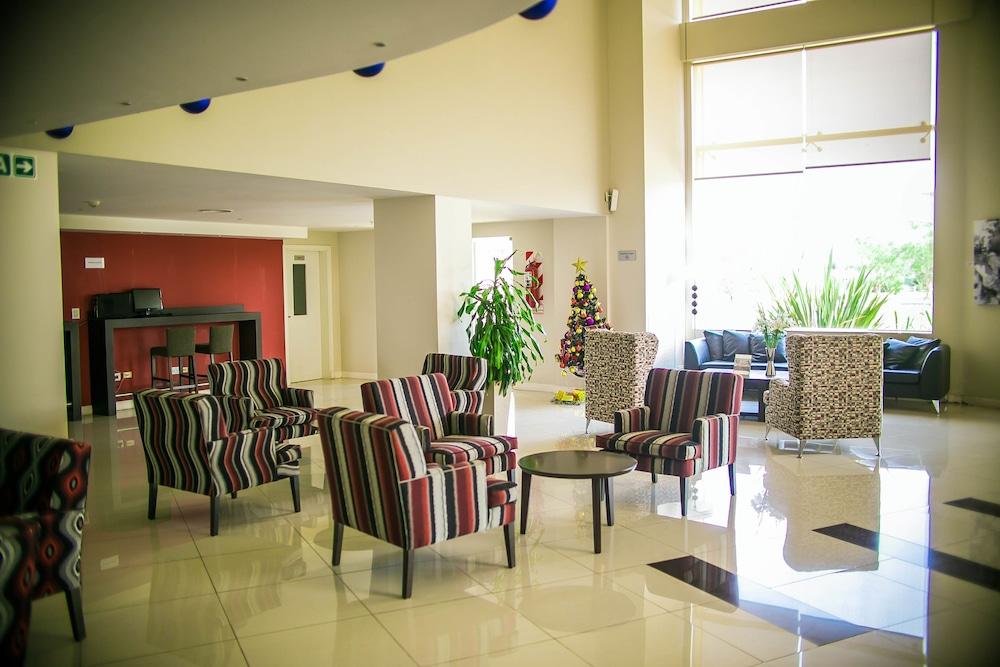 Amerian Villa Maria Park Hotel ภายนอก รูปภาพ